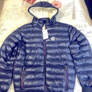 Navy blue moncler bubble jacket (Brand New)